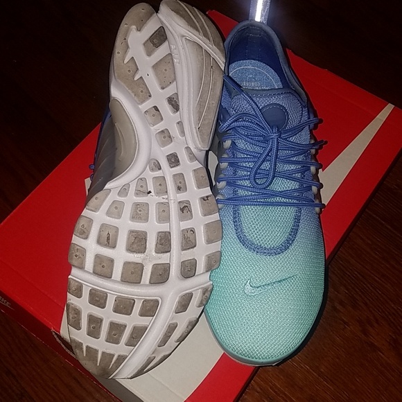 SOLD***Women's Nike Presto Fly - Picture 2 of 8